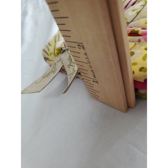 Vera Bradley Wallet Make Me Blush Pattern Clasp Close 9 Card Holders - Picture 5 of 10